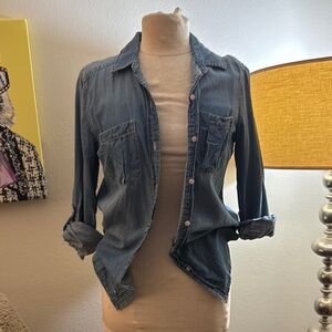 Banana Republic Denim Button-Up Dillon classic fit Shirt women NWOT